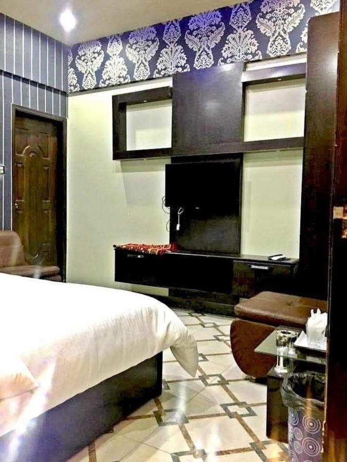 Diplomat Inn Карачи Экстерьер фото